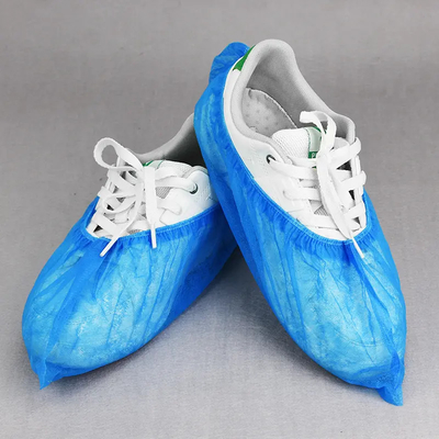 Couvertures de chaussures jetables PP SMS PE CPE 20 - 40 gm étanche 100 pièces / sac