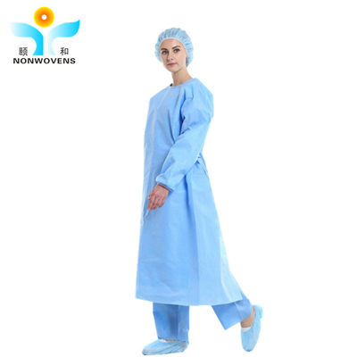 Vêtement de chirurgie à usage unique stérile S 3XL 30 50 grammes pour procédures médicales